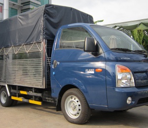  Hyundai tải H-100 thùng mui bạt