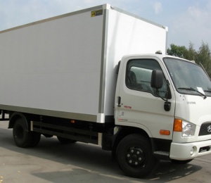 Hyundai tải HD78 thùng kín